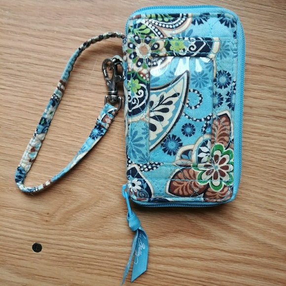 Vera Bradley Handbags - Vera Bradley wristlet wallet